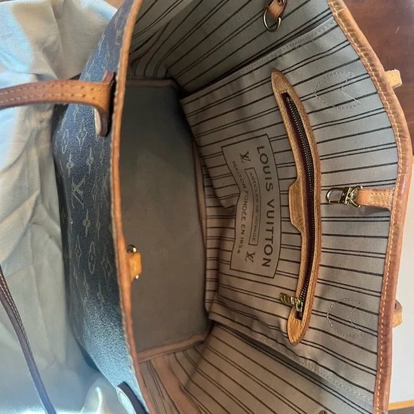 Louis Vuitton Neverfull MM - Picture 2 of 11